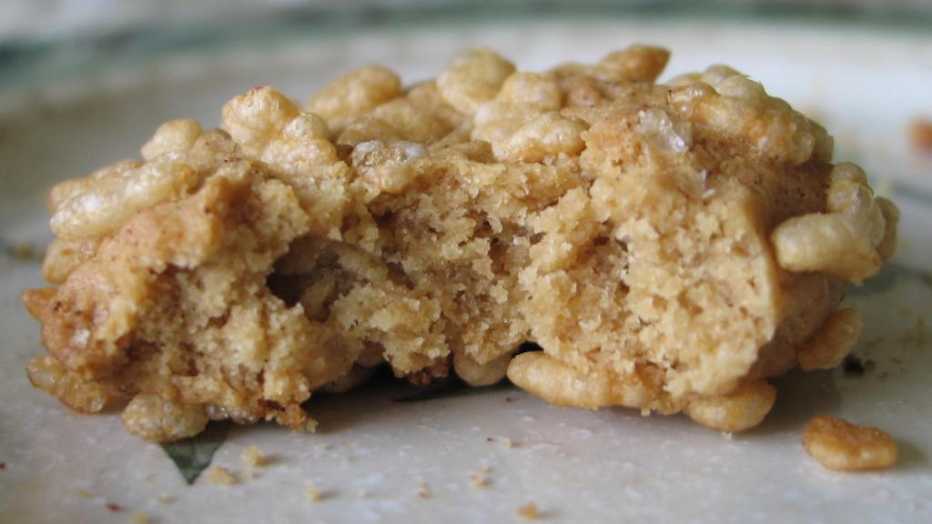 Crunchy Peanut Cookies (With Rice Krispies Coating!) Recipe