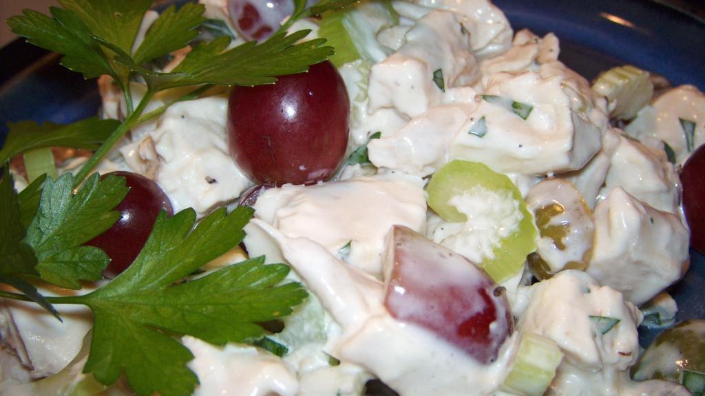 Leslie's Rafferty's  Sunshine Chicken Salad created by Elly in Canada
