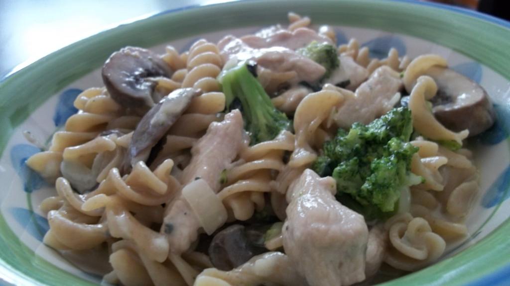 Farfalle with Chicken, Asparagus and Blue Cheese Recipe