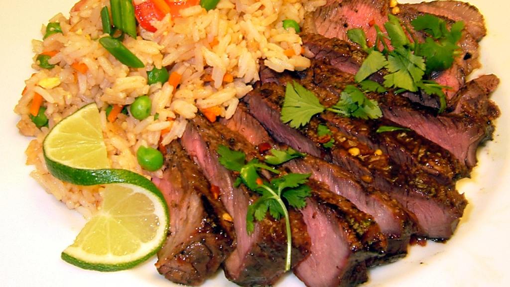 Grilled Thai Sirloin with Tangy Lime Sauce Recipe
