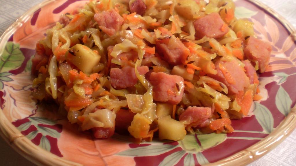 Skillet Cabbage and Ham created by TasteTester