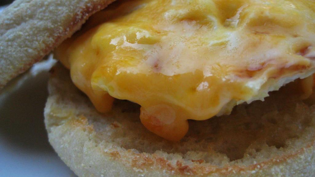 A Faster Egg Muffin created by gailanng