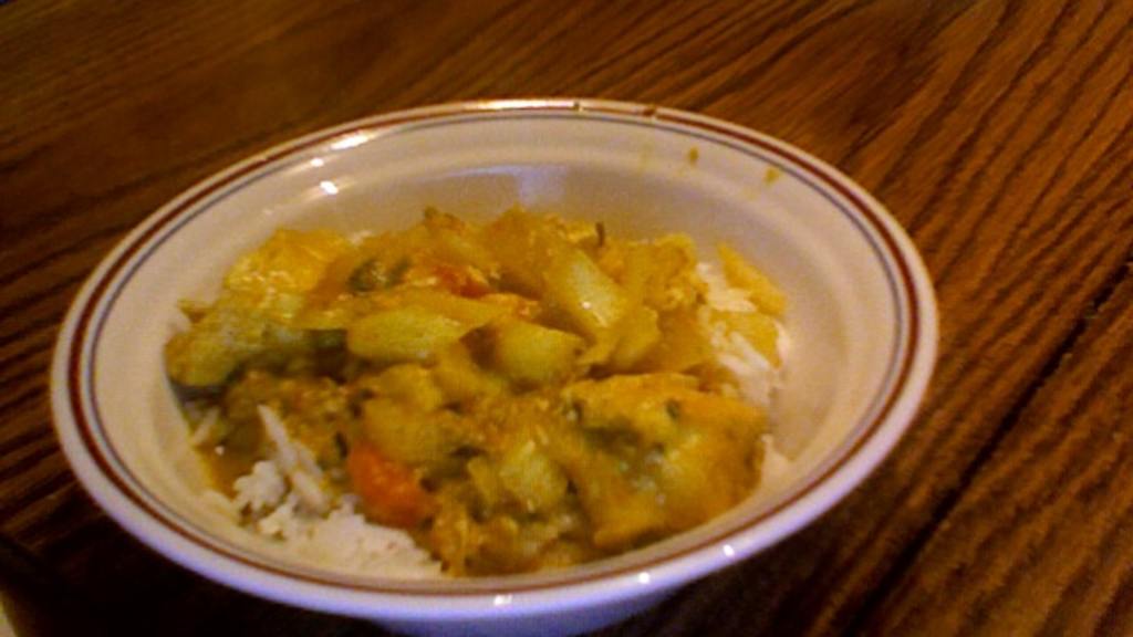 Crock Pot Curry Chicken With Onion and Tomato Recipe