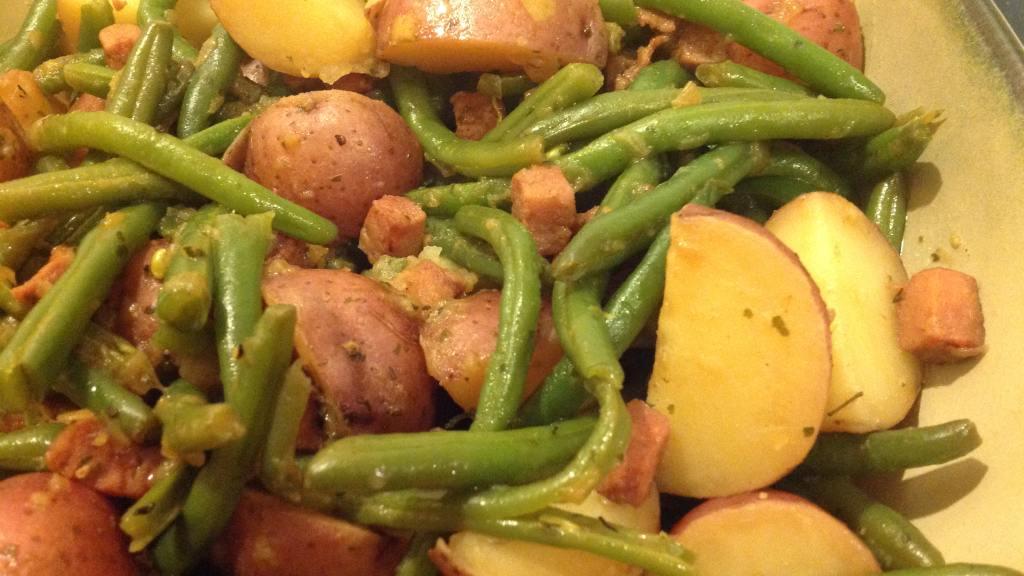 New Potatoes with Green Beans, Country-Style created by AZPARZYCH