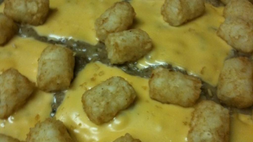 Tater Tot Casserole (Cheap N Filling) created by Greeny4444