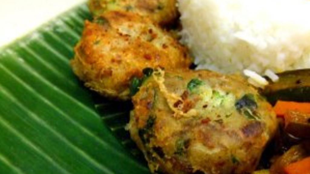 Begedil (Malaysian Deep Fried Potato Patty) Recipe
