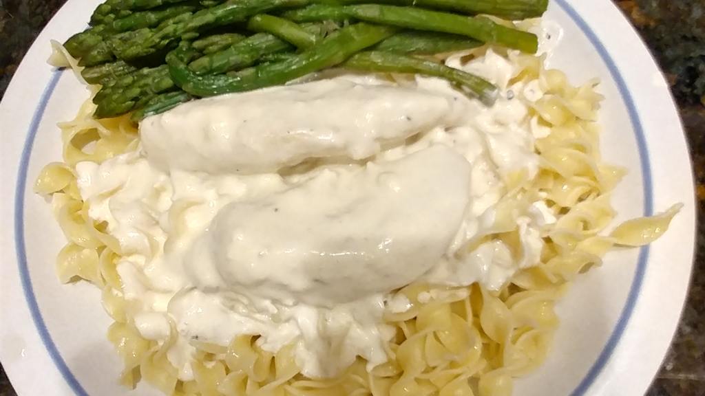 Chicken in a Light Cream Sauce Recipe