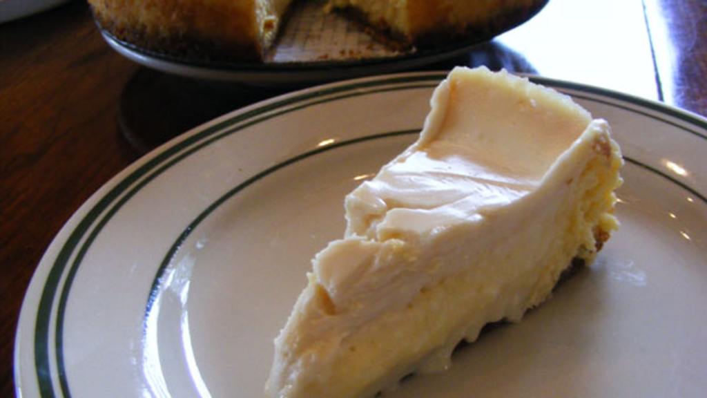 Cheese Pie With Sour Cream Topping Recipe