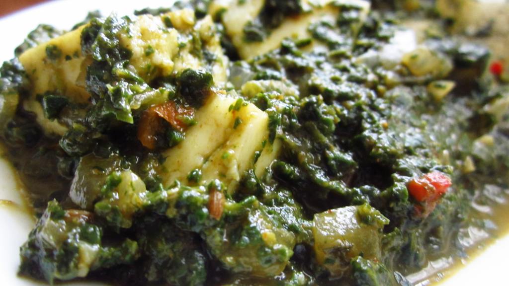 Cottage Cheese in Spinach Gravy(Palak Paneer) created by gailanng