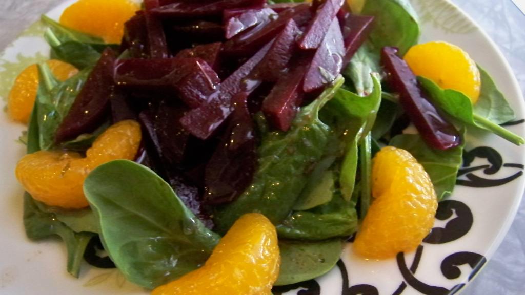 Beet, Mandarin Orange and Spinach Salad Recipe