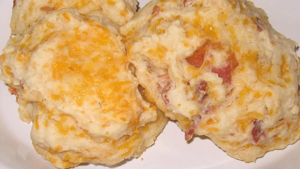 Bacon, Green Onion, and Cheddar Biscuits (Emeril Lagasse) Recipe