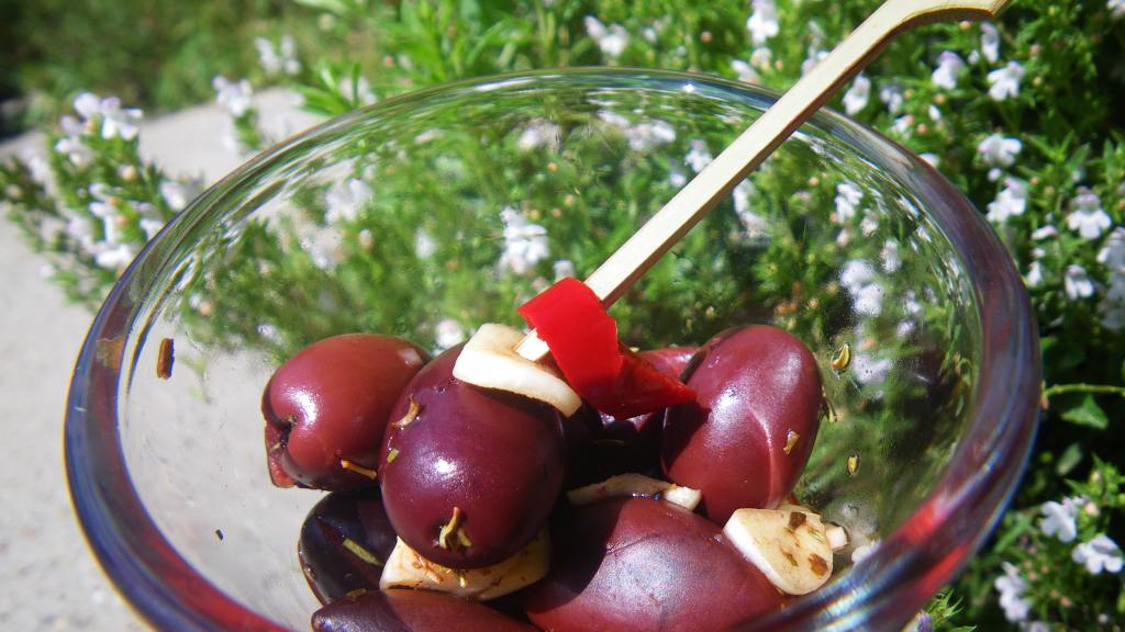 Spicy Marinated Black Olives Recipe