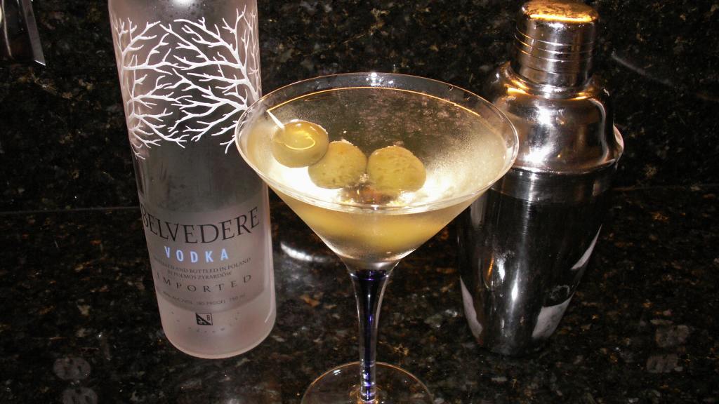 Dirty Vodka Martini Recipe