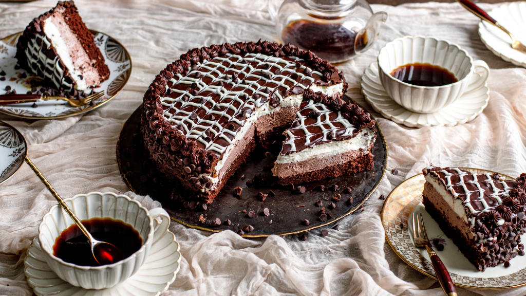 *the Real* Black Tie Mousse Cake by Olive Garden Recipe