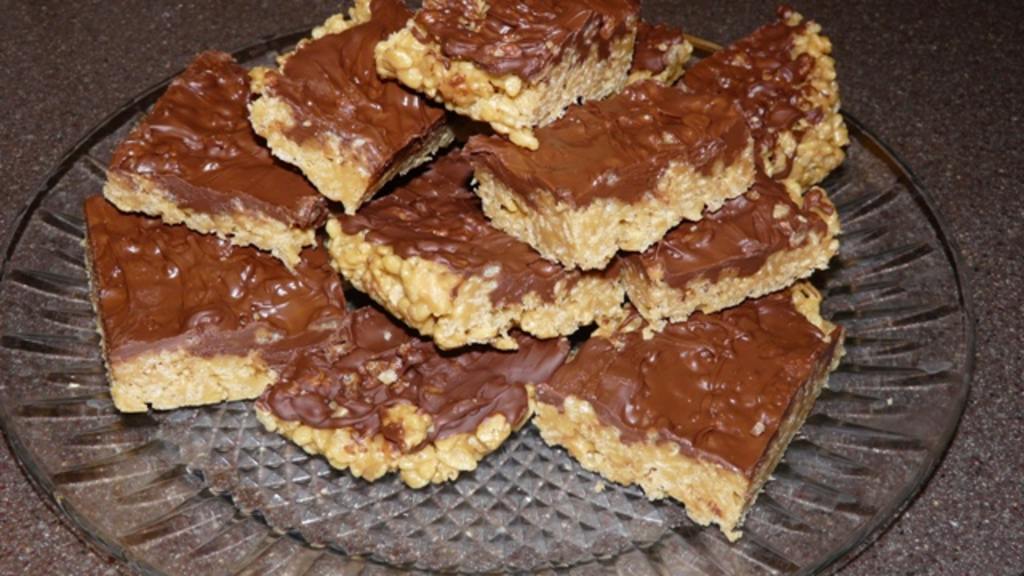 Peanut Butter Rice Krispy Treats With Chocolate Frosting created by Jencathen