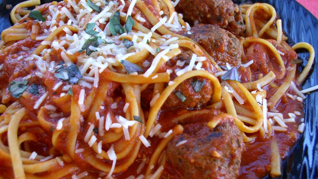 Linguine With Marinara Sauce and Meatballs created by Bayhill