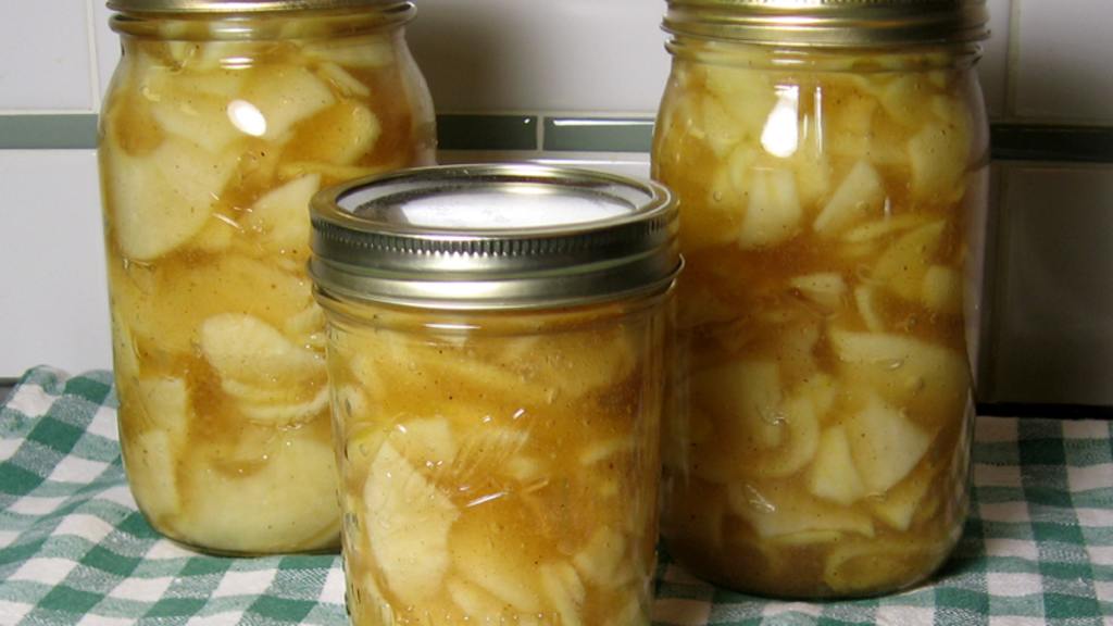 Apple Pie Filling With Clear Jel created by dianegrapegrower