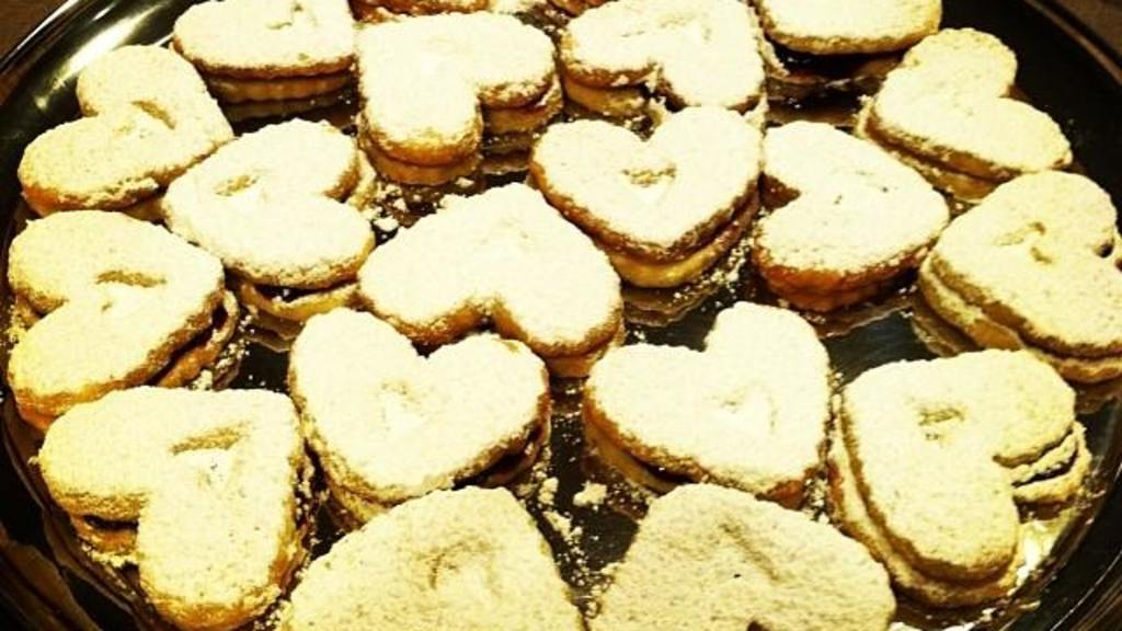 Mini Linzer Cookies from Barefoot Conessa (Ina Garten) Recipe