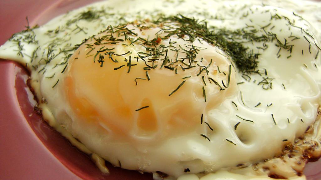 Fried Eggs With Dill Recipe