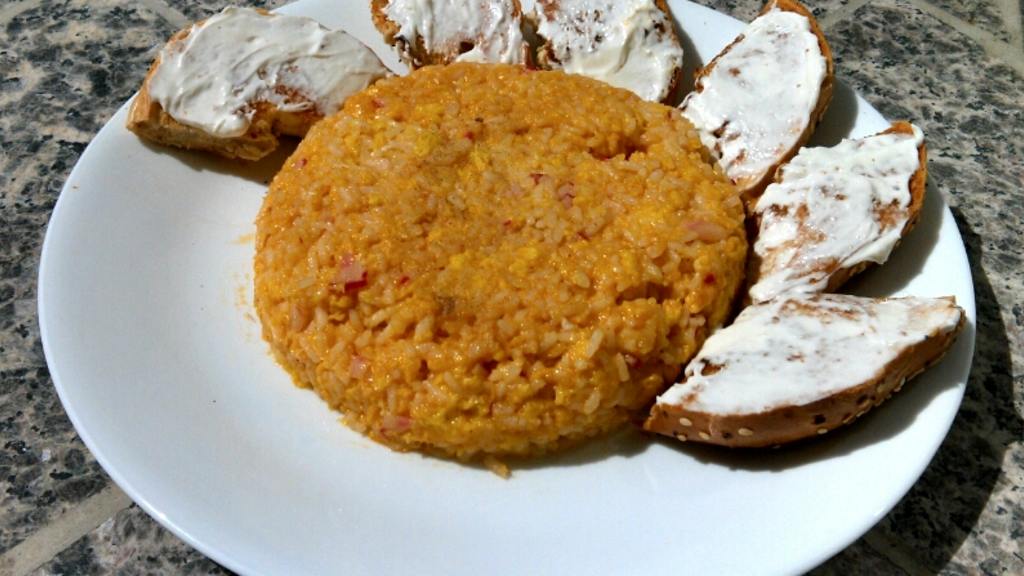 Cheesy Eggs & Rice Recipe