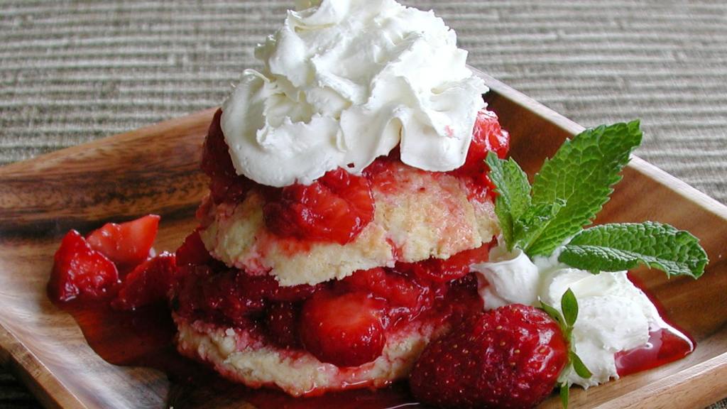 Strawberry Shortcake a la Treebeard's created by moreCakePlz