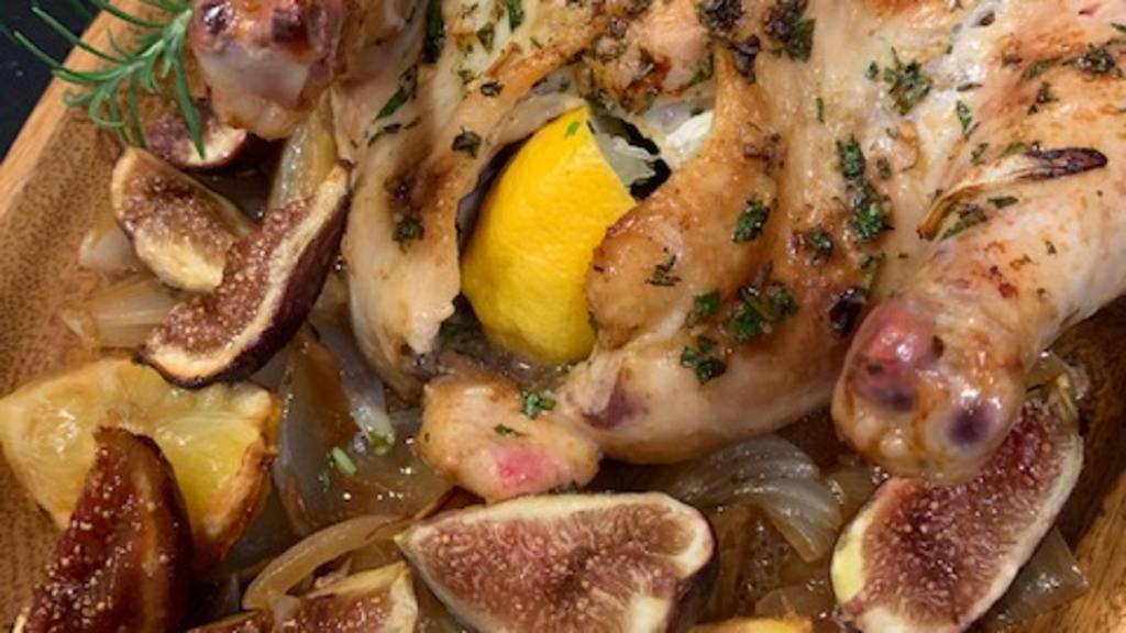 Roasted Chicken With Fresh Figs and Onions created by Jostlori