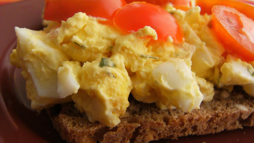 Tarragon Shallot Egg Salad Sandwich Recipe