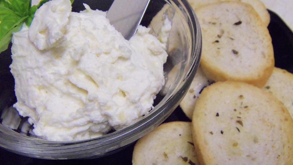 Roasted Garlic and Three Cheese Spread Recipe