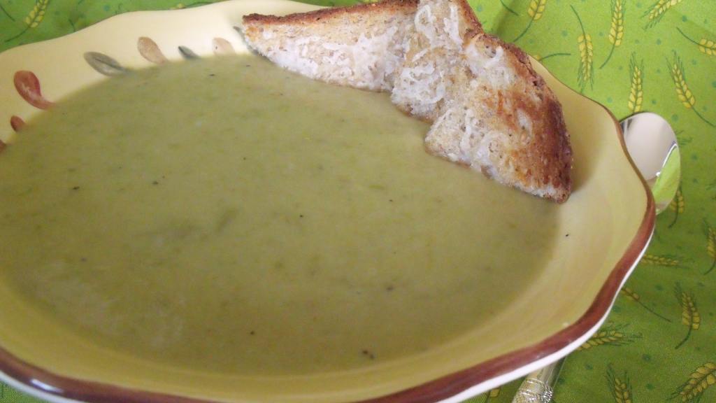 Creamy  Asparagus,  Leek  and  Potato  Soup created by Darkhunter