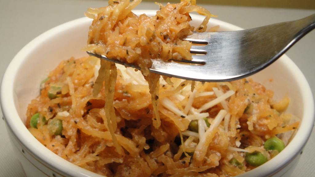 Peas 'n' Cheese Squash Spaghetti created by Debbwl