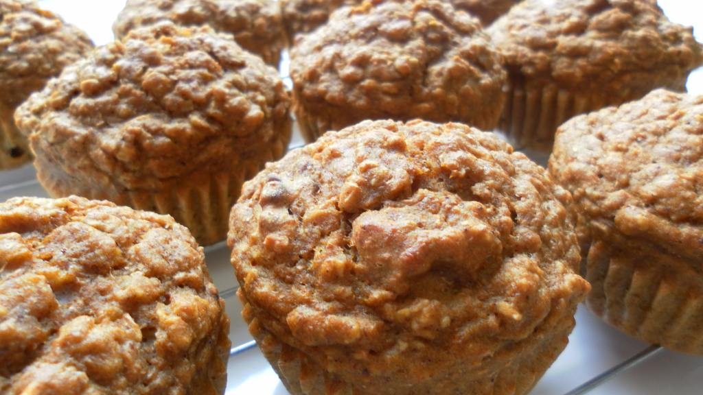 Whole Grain Pumpkin Spice Muffins Recipe