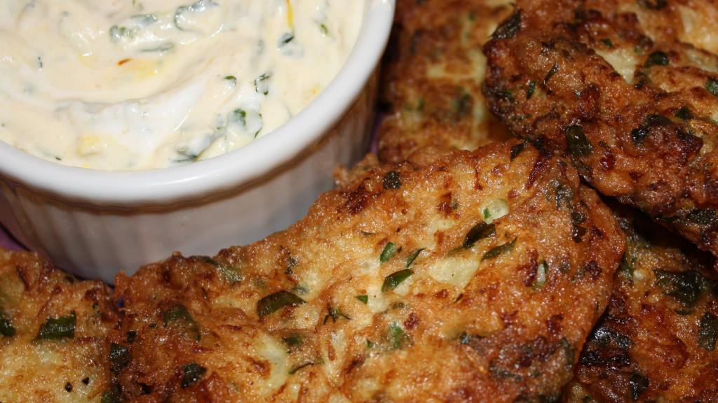 Lightly Spiced Cauliflower Fritters With Yoghurt-Chermoula Dip Recipe ...