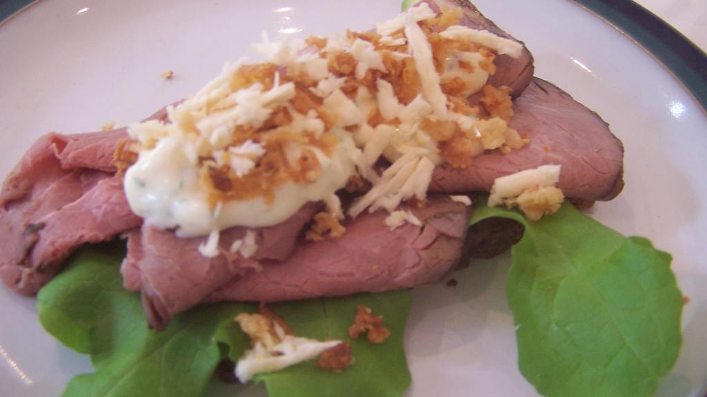 Smushi 4 Roast Beef With Remoulade, Horseradish and Fried Onion Recipe