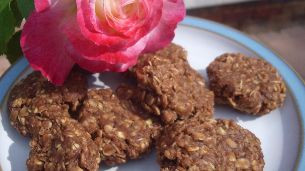 Healthier No-Bake Chocolate Oatmeal Cookies created by Karen Elizabeth
