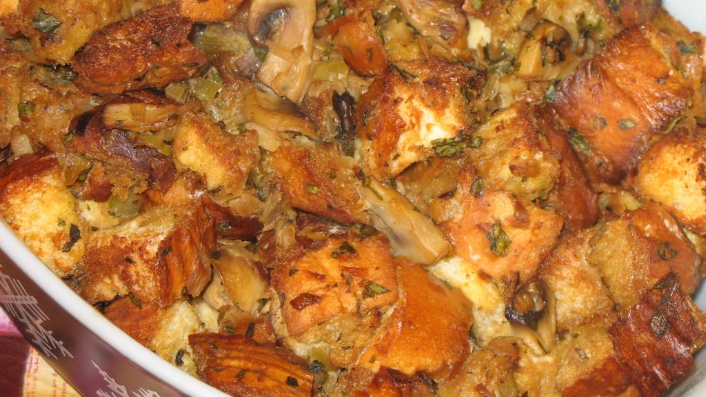 Caramelized Onion and Mushroom Stuffing Recipe