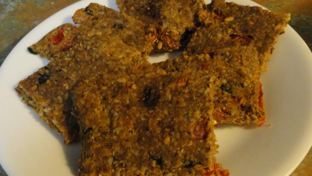 Tomato, Basil, and Flax Crackers Recipe