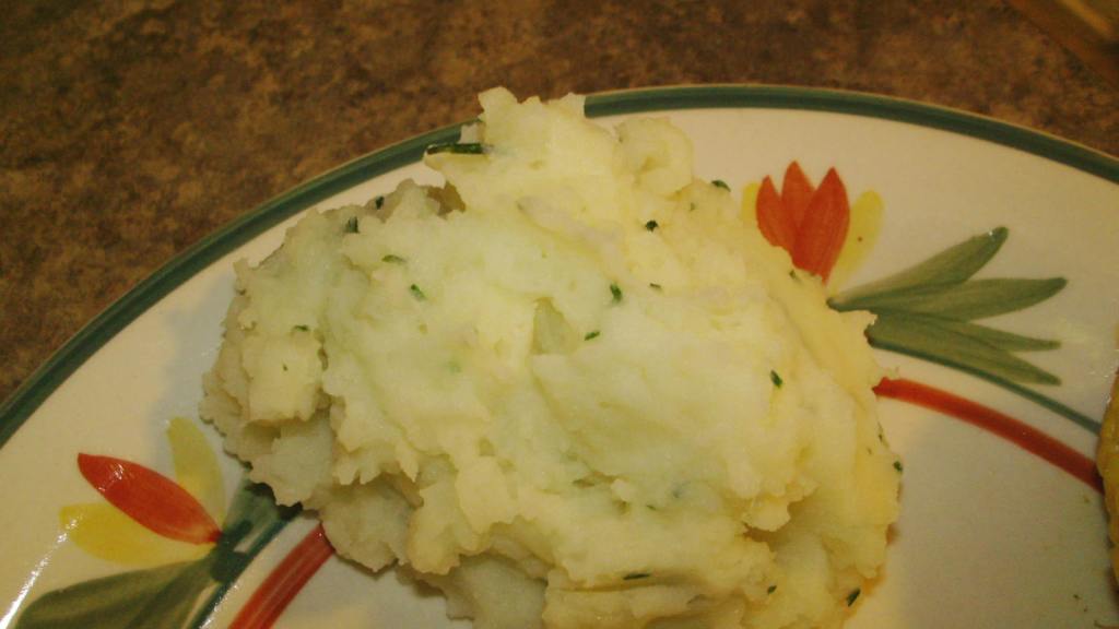 Mashed Potatoes with Garlic, Basil and Chives created by Az B8990