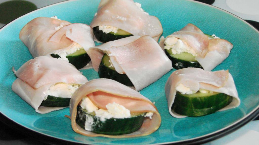 Ham and Herb Cheese Cucumber Snackers created by Boomette