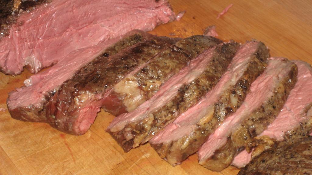 Beef Tenderloin With Creamy Sauce Recipe