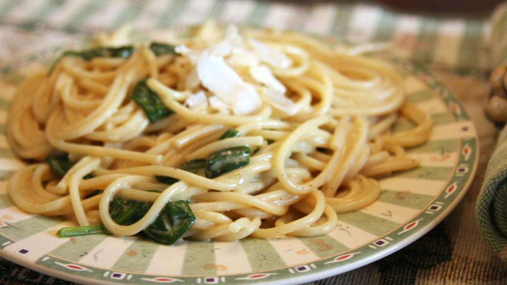 Spaghetti With Coconut Spinach Recipe