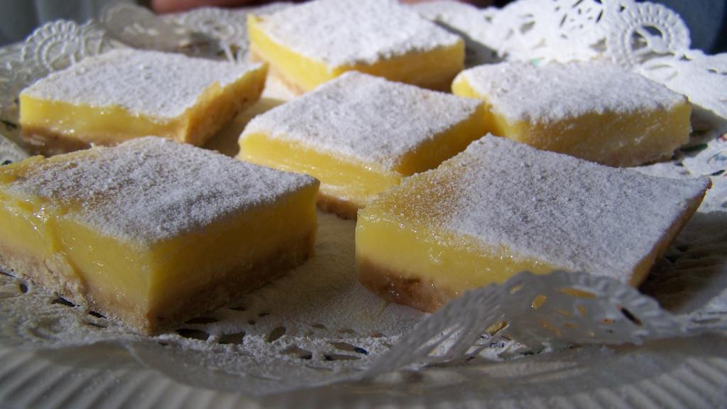 Very Lemon Extra Tangy Lemon Bars created by Chef PotPie