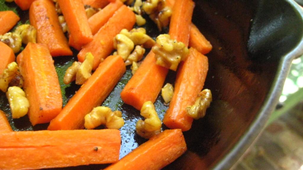 Walnut Carrots With Honey Glaze Recipe