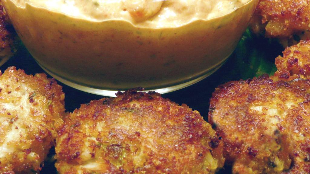 Mini Crab Cakes with Remoulade Sauce created by PaulaG
