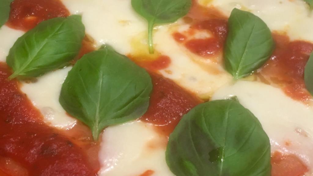 Pizza Margherita created by Anonymous