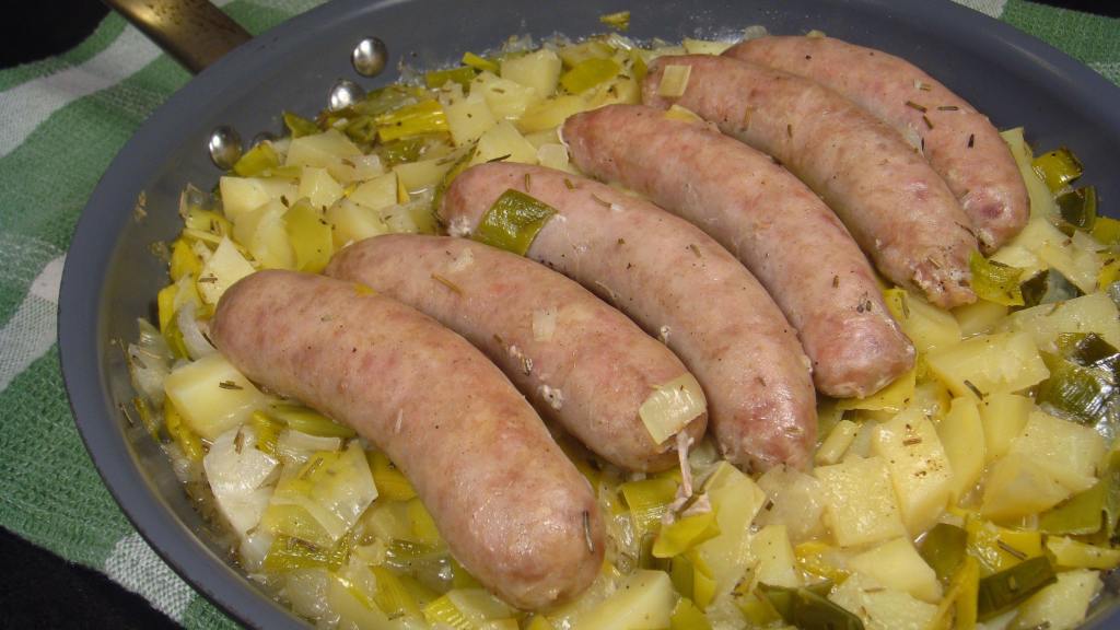 Leek Stewpot With Sausages (Swiss Papet Vaudois) Recipe