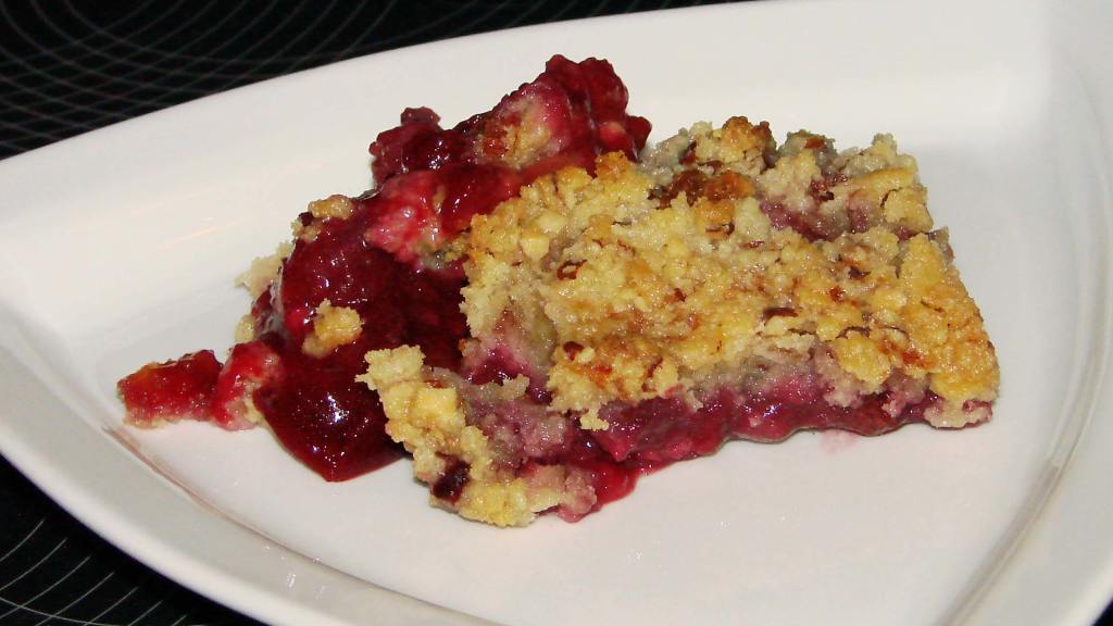 Plum Crumble created by Boomette