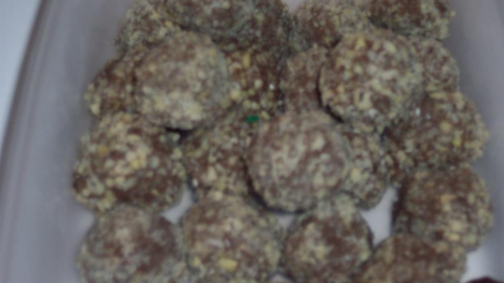 Raspberry Fudge Balls Recipe