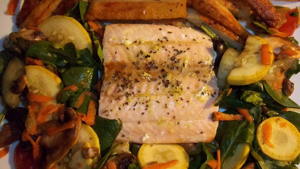 Buttery LemonZest Salmon With Spinach Salade and Fries Recipe