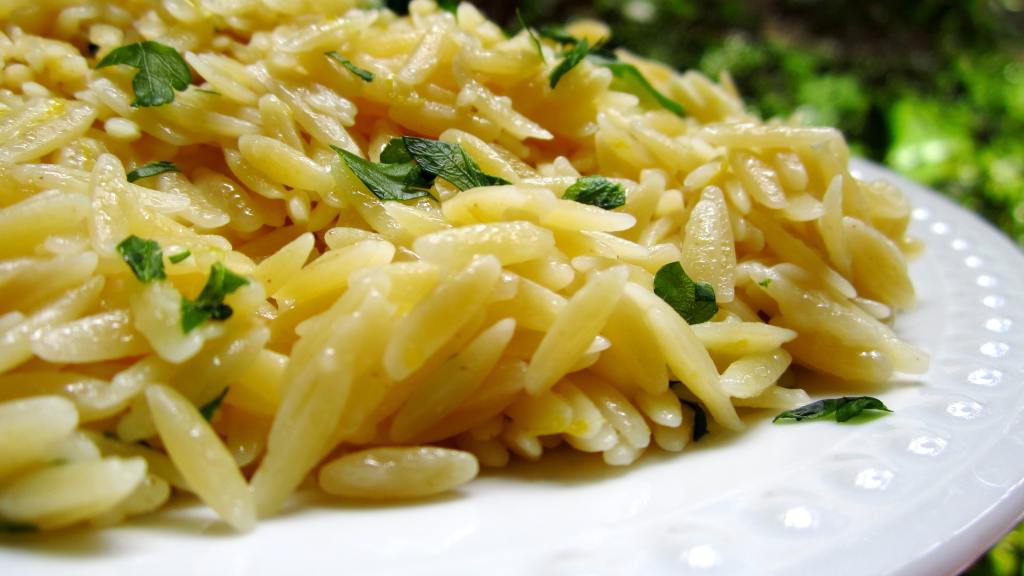 Orzo With Lemon and Parsley Recipe
