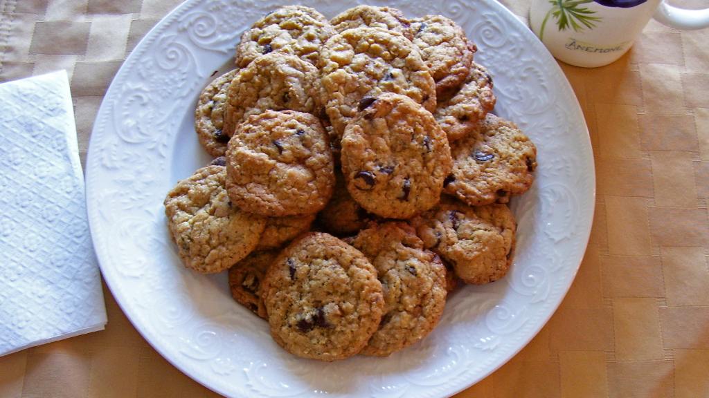 Chocolate Chip Skor Cookies Recipe